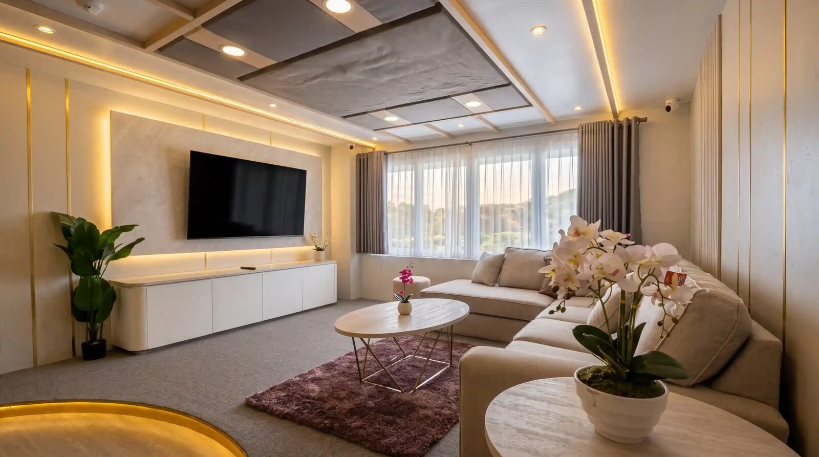 The living room aboard LASHA