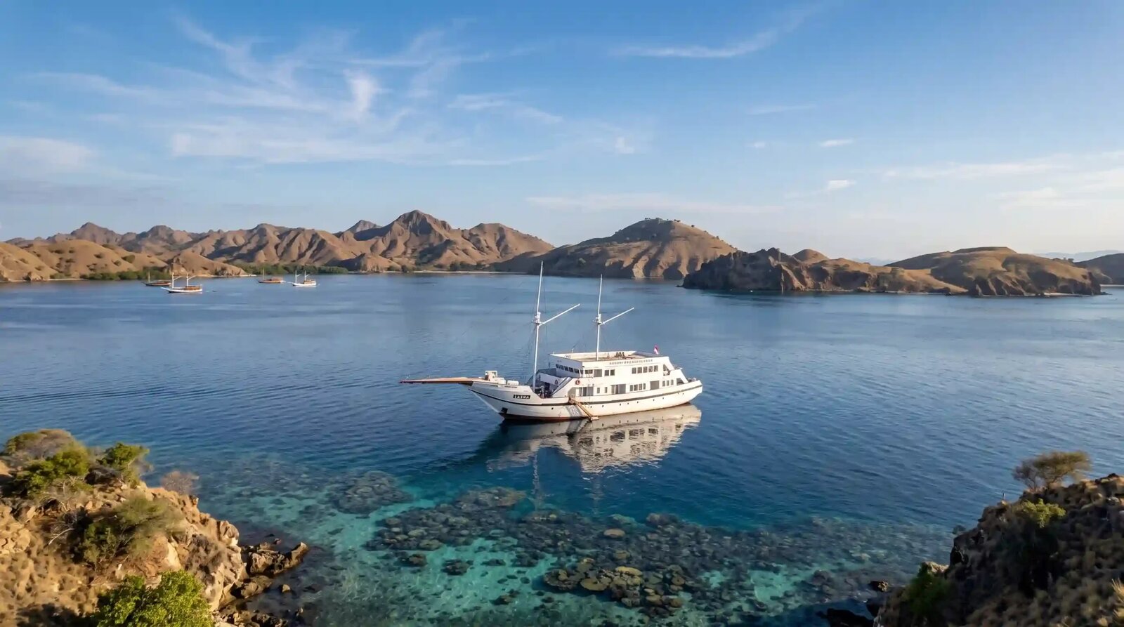 LASHA at anchor in Komodo National Park